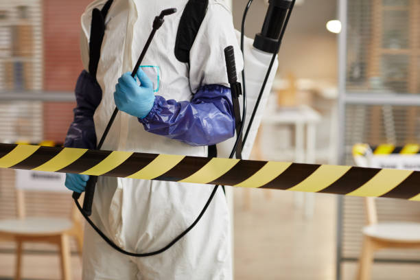 Professional Biohazard technician working in Combined Locks, WI